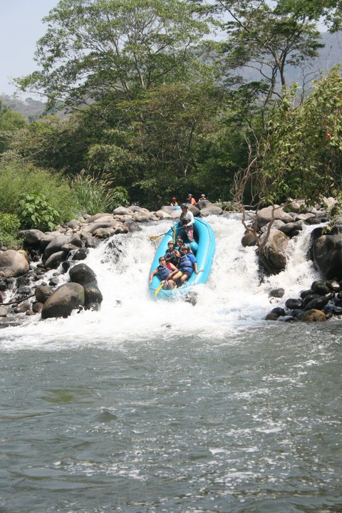 Descenso En Rios Rapidos Rafting Rio Actopan Chicuasen Veracruz