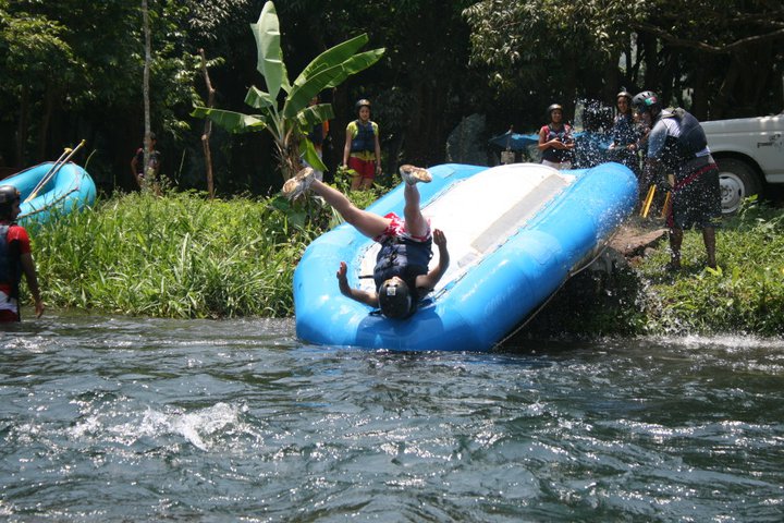 Rafting Bajada En Balsa Rapidos Rio Actopan Chicuasen Veracruz
